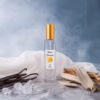 Notas de fondo del perfume similar a A Drop d’Issey Miyake Notas de fondo del perfume equivalente a A Drop d’Issey Miyake para mujer: almizcle, vainilla, ambroxan y cedro